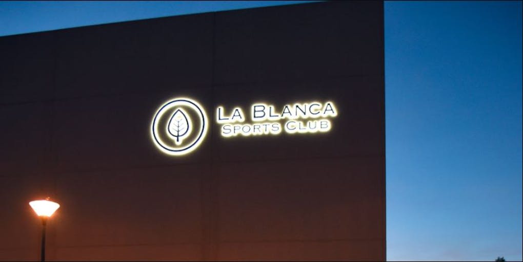 LA BLANCA SPORTS CLUB