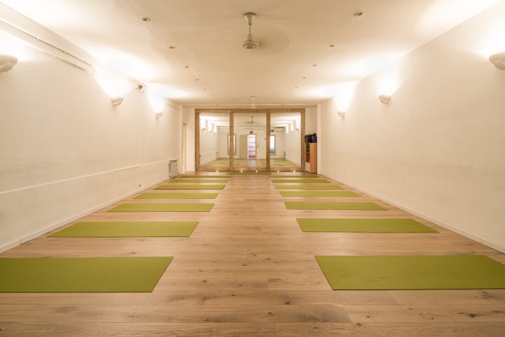 Estudio Yoga Nil