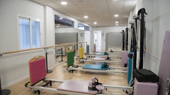 Akro Center Pilates Máquina
